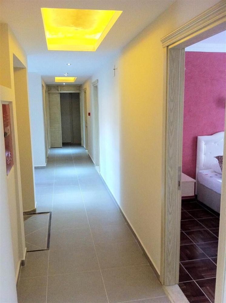 Marsyas Hotel มาร์มาริส ภายนอก รูปภาพ