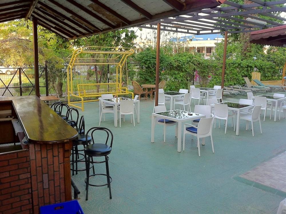 Marsyas Hotel มาร์มาริส ภายนอก รูปภาพ