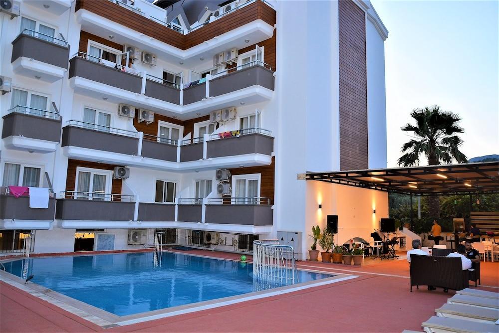 Marsyas Hotel มาร์มาริส ภายนอก รูปภาพ